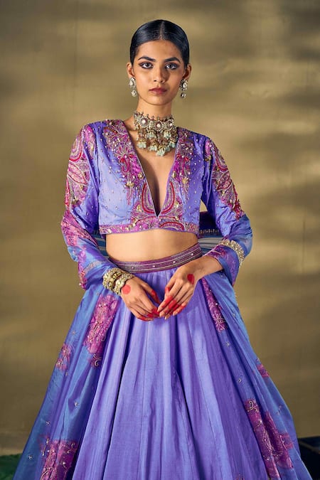 17:17 By Simmi Saboo_Lilac Silk, Organza Pearls, Beads, Sequins V-neck Floral Print Lehenga Set _at_Aza_Fashions