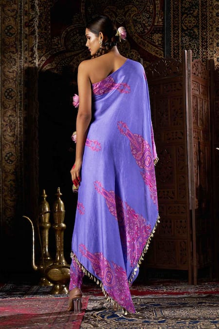 17:17 By Simmi Saboo Floral One Shoulder Kurta Set 