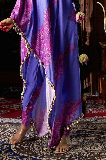 17:17 By Simmi Saboo_Purple Raw Silk Embroidered Shell One Shoulder Floral Kurta Set _at_Aza_Fashions