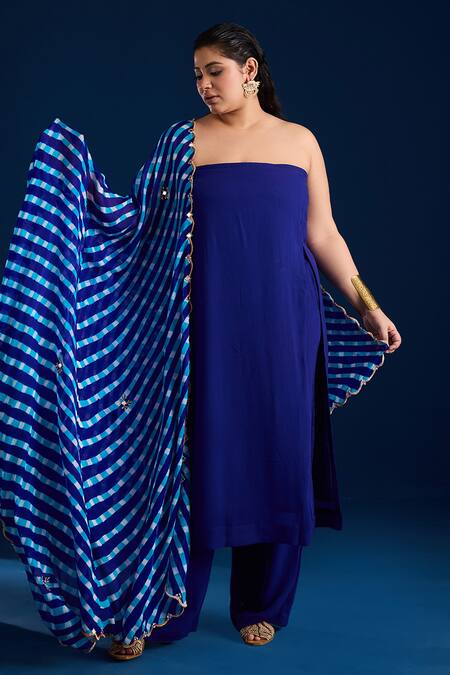 Aapro Blue Velvet, Georgette Off-shoulder Strapless Kurta Set With Leheriya Dupatta Online at Aza Fashions Aapro_Blue Velvet, Georgette Off-shoulder Strapless Kurta Set With Leheriya Dupatta _Online_at_Aza_Fashions