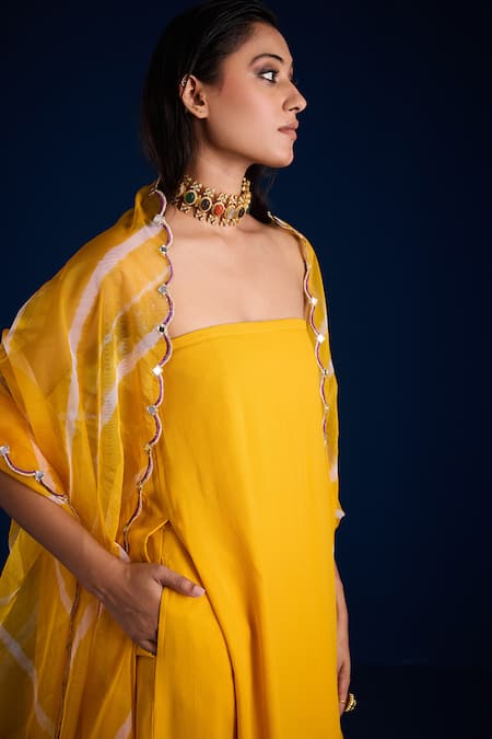 Aapro_Yellow Velvet, Organza Embroidery Bandeau Neck Tube Kurta Pant Set _at_Aza_Fashions