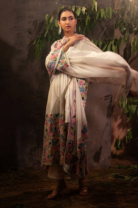 Shop Angad Creations White Georgette, Crepe Embroidery, Sequins V-neck Gradient Anarkali Pant Set Online at Aza Fashions Shop_Angad Creations_White Georgette, Crepe Embroidery, Sequins V-neck Gradient Anarkali Pant Set _Online_at_Aza_Fashions