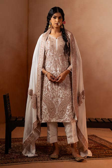 Angad Creations Rivaan Zari Embroidered Kurta Pant Set 