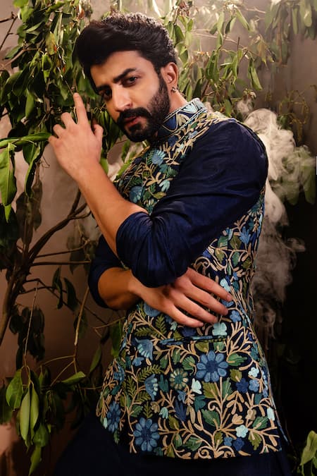 Angad Creations_Blue Silk Embroidery Floral Bundi Kurta Set _Online_at_Aza_Fashions