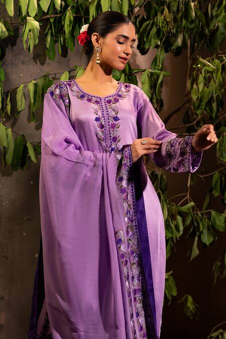 Angad Creations Purple Cotton Satin, Organza Embroidery Round Neck Gradient Kurta Pant Set at Aza Fashions Angad Creations_Purple Cotton Satin, Organza Embroidery Round Neck Gradient Kurta Pant Set _at_Aza_Fashions