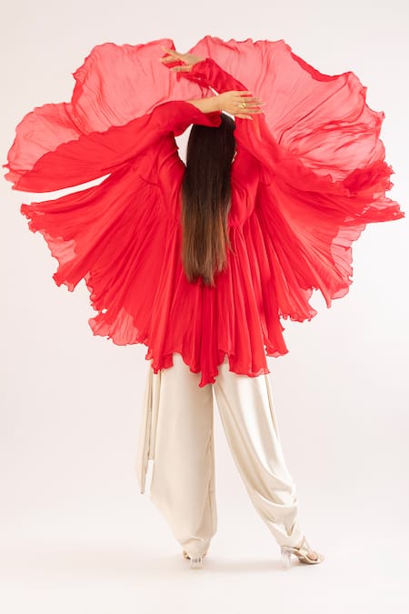 Kriti Bapna Solid Frilled Kurta Set With Dhoti Pant 