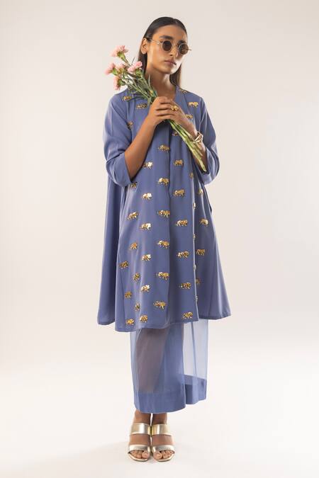 Kriti Bapna_Blue Mohair, Organza Embroidery Round Neck Horse Embellished Kurta Set _Online_at_Aza_Fashions