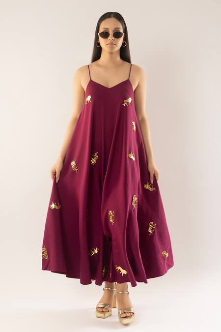 Kriti Bapna_Maroon Modal Ribbons Sweetheart Neck Horse Embellished Jumpsuit _Online_at_Aza_Fashions