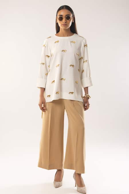 kriti bapna Horse Embellished High-Low Top With Pant 