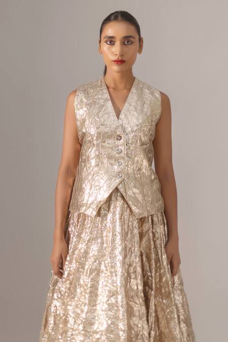 Kriti Bapna_Gold Gota Patti V-neck Shimmer Waistcoat And Skirt Set _Online_at_Aza_Fashions