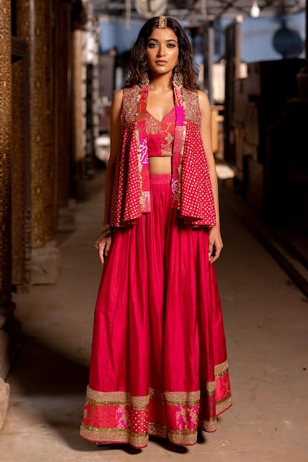 Pooja-Keyur Bigul Bandhani & Bloom Embroidered Short Jacket & Gharara Set 