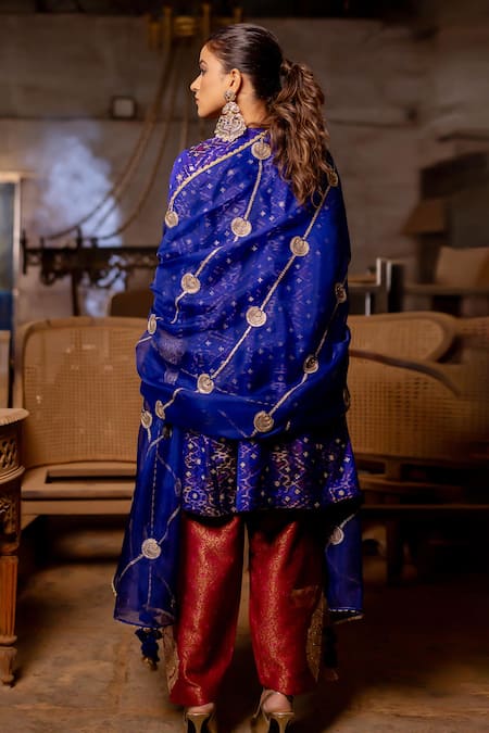 Pooja-Keyur Aari Embroidered Blue Dupatta 
