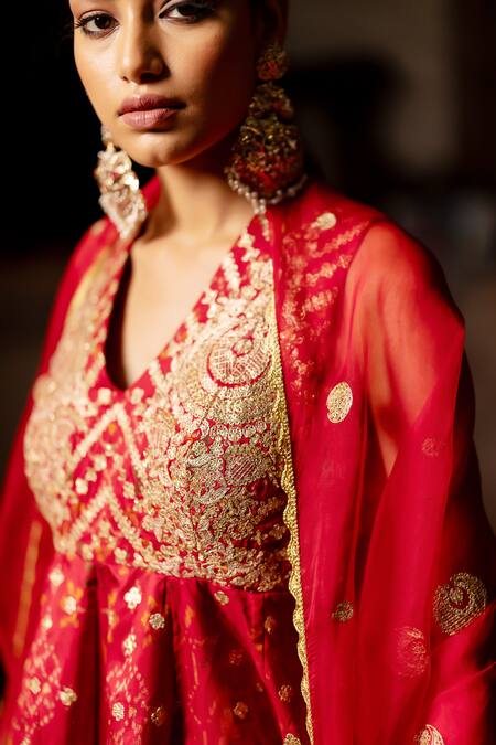 Shop Pooja-Keyur Red Silk, Cotton Embroidery, Sequins Patola Woven Short Kurta And Pleated Pant Set Online at Aza Fashions Shop_Pooja-Keyur_Red Silk, Cotton Embroidery, Sequins Patola Woven Short Kurta And Pleated Pant Set _Online_at_Aza_Fashions