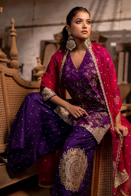 Buy_Pooja-Keyur_Purple Silk Zari V-neck Patola Woven Kurta And Sharara Set _Online_at_Aza_Fashions
