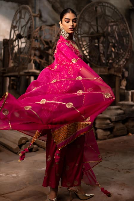 Shop_Pooja-Keyur_Pink Silk Embroidery Round Neck Aari Rani Kaftan And Pant Set _Online_at_Aza_Fashions