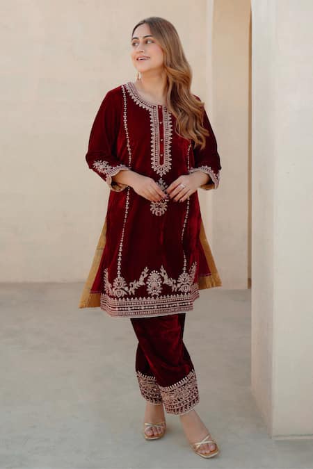 Sheetal Batra Maroon Silk Velvet Embroidered Kirandori Round Asiyah Kurta And Salwar Set 