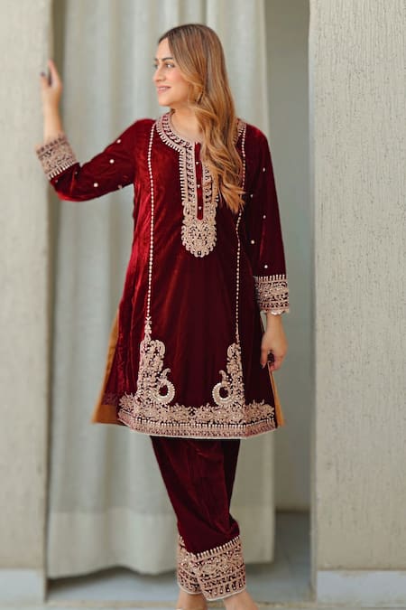 Shop Sheetal Batra Maroon Silk, Velvet Embroidery Round Neck Kirandori Kurta Set Online at Aza Fashions Shop_Sheetal Batra_Maroon Silk, Velvet Embroidery Round Neck Kirandori Kurta Set _Online_at_Aza_Fashions