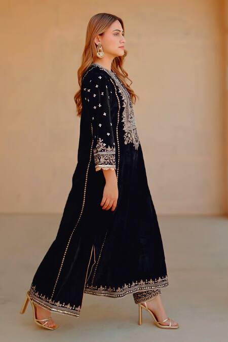 Sheetal Batra Black Silk, Velvet Embroidery, Stones Round Neck Kurta And Salwar Set Online at Aza Fashions Sheetal Batra_Black Silk, Velvet Embroidery, Stones Round Neck Kurta And Salwar Set _Online_at_Aza_Fashions