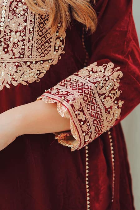 Buy Sheetal Batra Maroon Silk, Velvet Embroidery, Sequins Round Neck Kurta And Salwar Set Buy_Sheetal Batra_Maroon Silk, Velvet Embroidery, Sequins Round Neck Kurta And Salwar Set