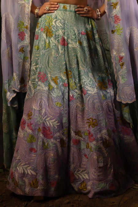 Angad Creations Green Georgette Cut Work, Embroidery Plunge Neck Ombre Floral Tilla Lehenga Set Online at Aza Fashions Angad Creations_Green Georgette Cut Work, Embroidery Plunge Neck Ombre Floral Tilla Lehenga Set _Online_at_Aza_Fashions