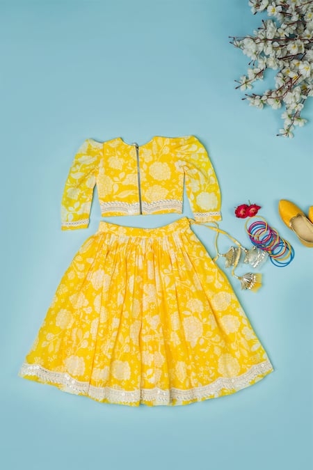 Shop_Yuvraani Jaipur_Yellow Net, Chanderi Sequins, Embroidery Flora Print Lehenga Set _at_Aza_Fashions