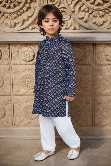 Buy_Petite Pomme_Blue Cotton Embroidery Floral Printed Kurta And Pyjama Set _Online_at_Aza_Fashions