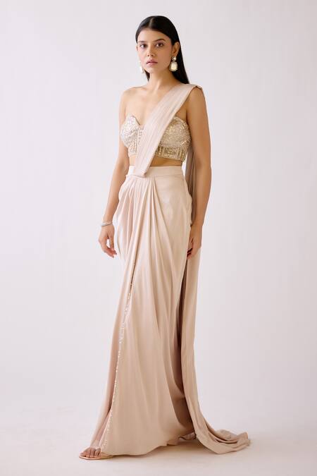 Basanti - Kapde Aur Koffee Gold Crepe, Satin Pearls, Sequins, Crystals, Embroidered Pre-draped Saree Set 3