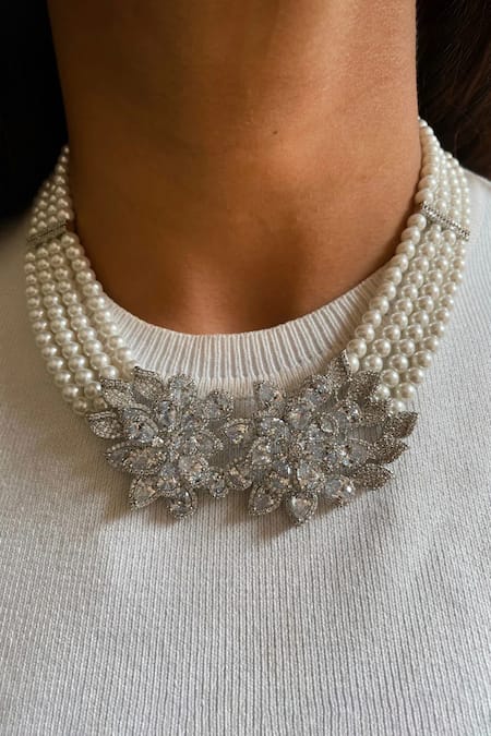 Prerto Floret Designe Diamond Embellished Necklace Set 