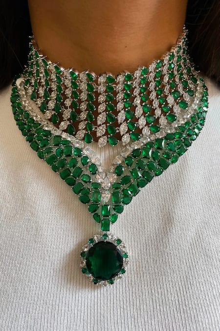 Prerto Maharani Ramona & Heart Emerald Diamond Necklace Set 