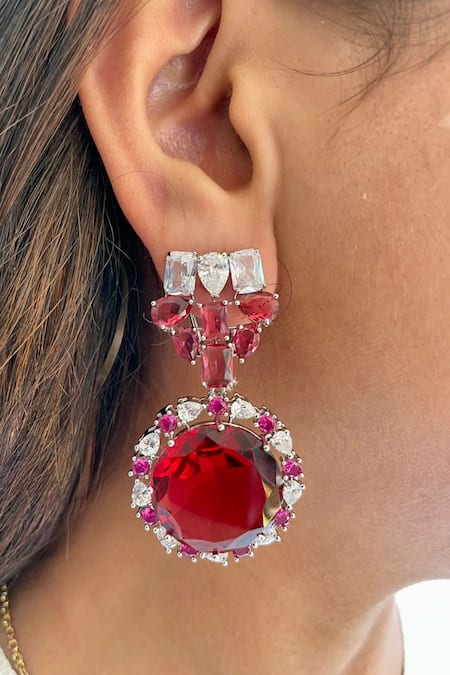 Shop PRERTO Red Fabric Flowers Ruby And Faux Diamond Necklace Set at Aza Fashions Shop_PRERTO_Red Fabric Flowers Ruby And Faux Diamond Necklace Set _at_Aza_Fashions