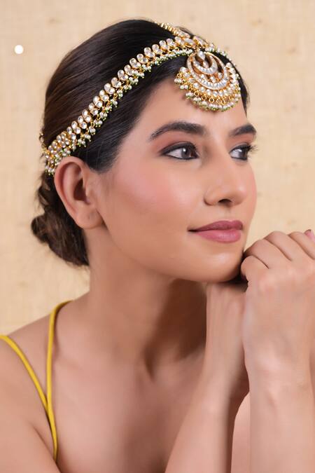 Buy Shlok Jewels White Gold Plated Pearl Kundan Mathapatti Online at Aza Fashions Buy_Shlok Jewels_White Gold Plated Pearl Kundan Mathapatti _Online_at_Aza_Fashions