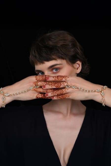 Shlok Jewels Gold Plated Clover Bloom Haathphool 