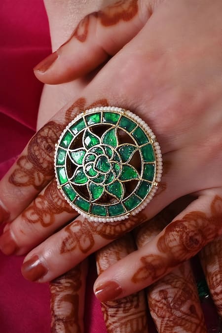 SHLOK JEWELS Semi Precious Stone Embellished Round Ring 