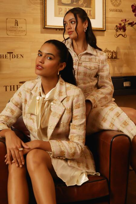 Buy Label Deepika Nagpal Pink Tweed Sequins Geometric Pattern Blazer And Skirt Set Online at Aza Fashions Buy_Label Deepika Nagpal_Pink Tweed Sequins Geometric Pattern Blazer And Skirt Set _Online_at_Aza_Fashions