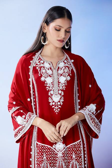 Buy_Samyukta Singhania_Red Georgette Sequins, Beads Round Neck Embroidered Kurta Palazzo Set 