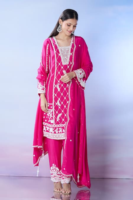 Samyukta Singhania Pink Silk, Crepe, Georgette Sequins, Beads, Embroidery Split Kurta Palazzo Set at Aza Fashions Samyukta Singhania_Pink Silk, Crepe, Georgette Sequins, Beads, Embroidery Split Kurta Palazzo Set _at_Aza_Fashions