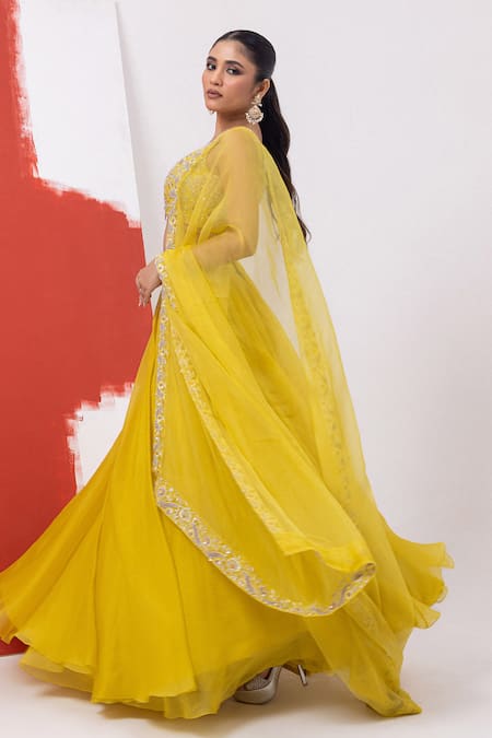 Mehak Sharma Yellow Organza Embroidery, Sequins, Tassels Floral Lehenga Set at Aza Fashions Mehak Sharma_Yellow Organza Embroidery, Sequins, Tassels Floral Lehenga Set _at_Aza_Fashions