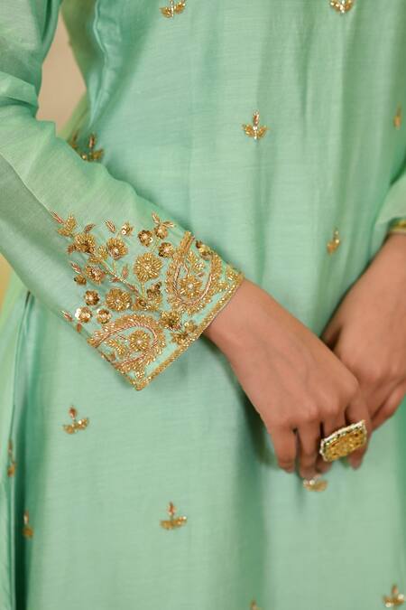 Buy_Hasrat By Salma_Blue Chanderi, Organza Zari, Sequins, Embroidery Floral Zardosi Kurta Set _Online_at_Aza_Fashions