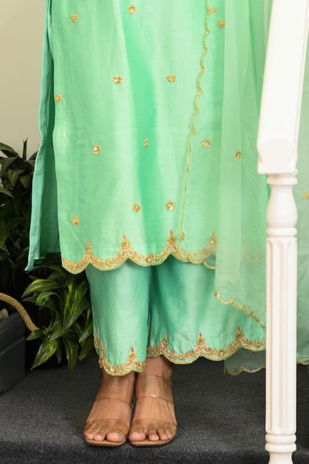 Hasrat By Salma_Aqua Chanderi, Organza Embroidery, Zari, Sequins Round Floral Zardosi Kurta Set _at_Aza_Fashions