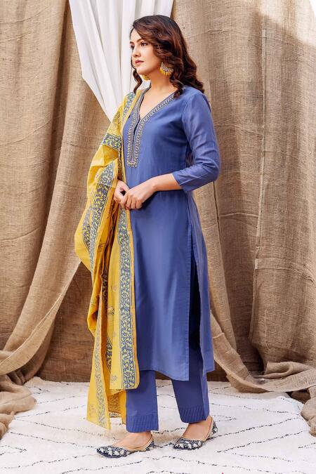 Missprint_Blue , Cotton, Silk Sequins, Embroidery V-neck Kurta Pant Set _Online_at_Aza_Fashions