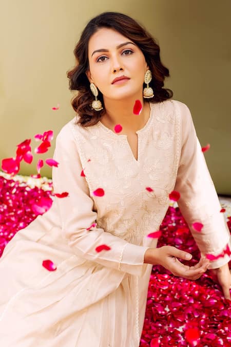Shop_Missprint_Beige Chanderi, Cotton Embroidery Round Neck Floral Thread Kurta Set _Online_at_Aza_Fashions