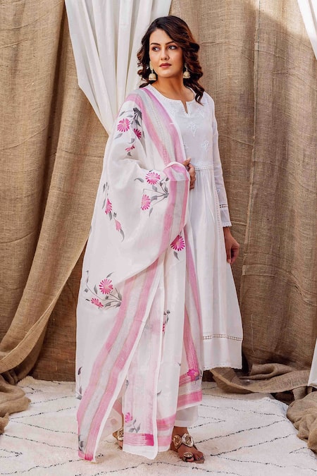 Missprint White , Cotton, Silk Embroidery, Fabric Thread Kurta Pant Set at Aza Fashions Missprint_White , Cotton, Silk Embroidery, Fabric Thread Kurta Pant Set _at_Aza_Fashions