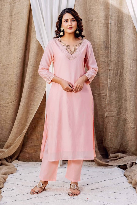 Missprint Pink Chanderi Silk, Cotton Tassels, Embroidery Split V-neck Neckline Kurta Set Online at Aza Fashions Missprint_Pink Chanderi Silk, Cotton Tassels, Embroidery Split V-neck Neckline Kurta Set _Online_at_Aza_Fashions