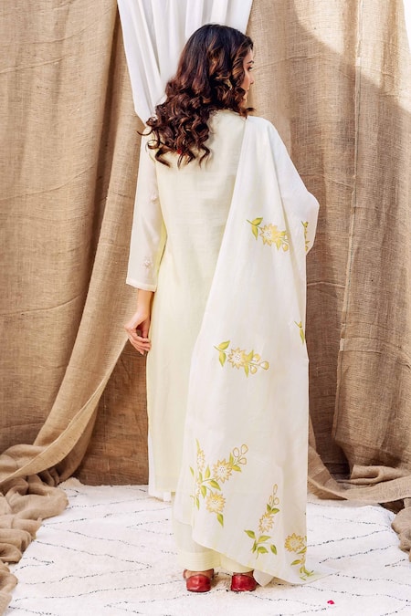 Shop Missprint Yellow Chanderi Silk, Cotton Embroidery V-neck Pittan Kurta Set at Aza Fashions Shop_Missprint_Yellow Chanderi Silk, Cotton Embroidery V-neck Pittan Kurta Set _at_Aza_Fashions