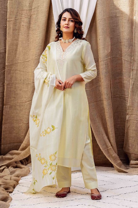 Buy Missprint Yellow Chanderi Silk, Cotton Embroidery V-neck Pittan Kurta Set Online at Aza Fashions Buy_Missprint_Yellow Chanderi Silk, Cotton Embroidery V-neck Pittan Kurta Set _Online_at_Aza_Fashions