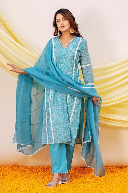 Buy Missprint Blue Chanderi, Organza, Cotton Lace V-neck Floral Printed Kurta Set Online at Aza Fashions Buy_Missprint_Blue Chanderi, Organza, Cotton Lace V-neck Floral Printed Kurta Set _Online_at_Aza_Fashions