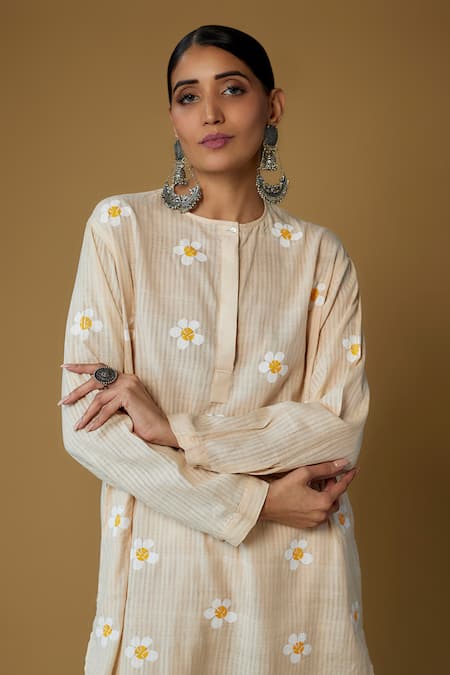 Buy_Inkpikle_Beige Handloom , Embroidery Round Neck Plumeria Print Kurta Set _Online_at_Aza_Fashions