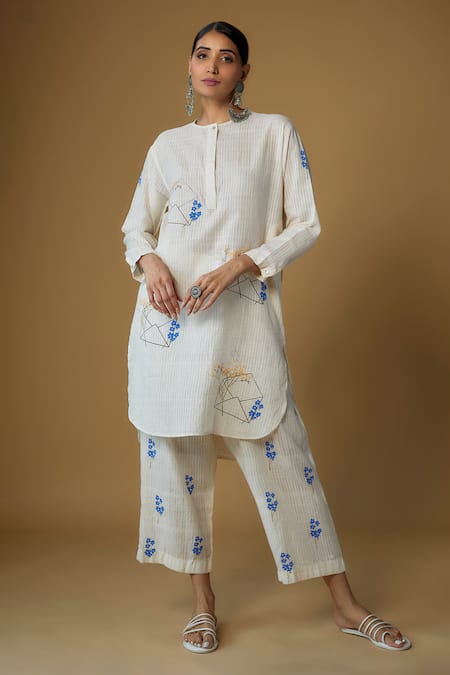 Inkpikle Envelope Flora Print Kurta With Pant 