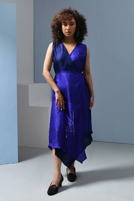 Shop_Inkpikle_Blue Handloom Cotton V-neck Ombre Handkerchief Hem Wrap Midi Dress _Online_at_Aza_Fashions