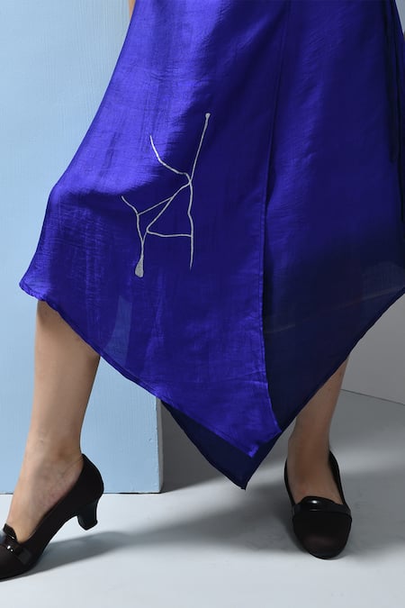 Inkpikle_Blue Handloom Cotton V-neck Ombre Handkerchief Hem Wrap Midi Dress _at_Aza_Fashions